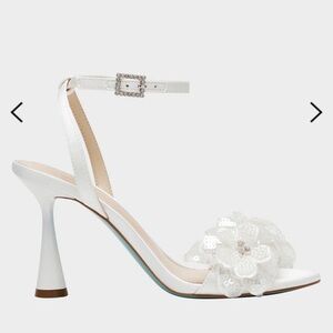 Betsey Johnson Cali Ivory ankle strap heels